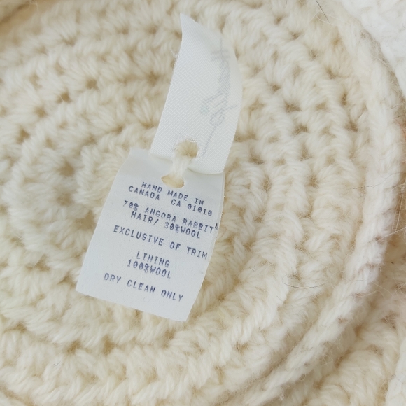 Knit hat - Made in Canada - Off white - Picture 5 of 6